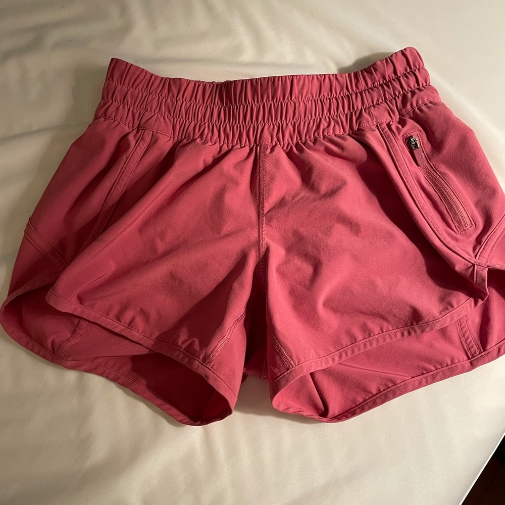 Lululemon rose pink shorts size 4
